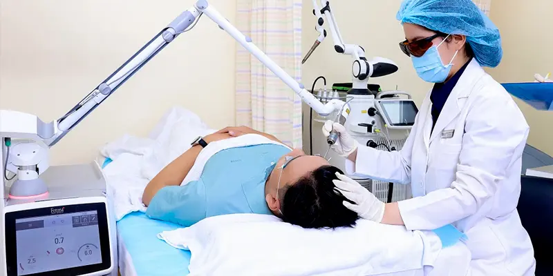 Cách Trị Nám Tàn Nhang Lâu Năm Hiệu Quả: Giải Pháp Dứt Điểm Và Hồi Sinh Làn Da 2 Công nghệ trị nám hiện đại