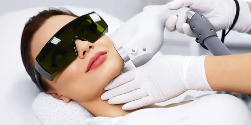 Nám Chân Sâu Là Gì? Nguyên Nhân Và Các Phương Pháp Điều Trị Hiệu Quả 6 Trị nám bằng công nghệ cao